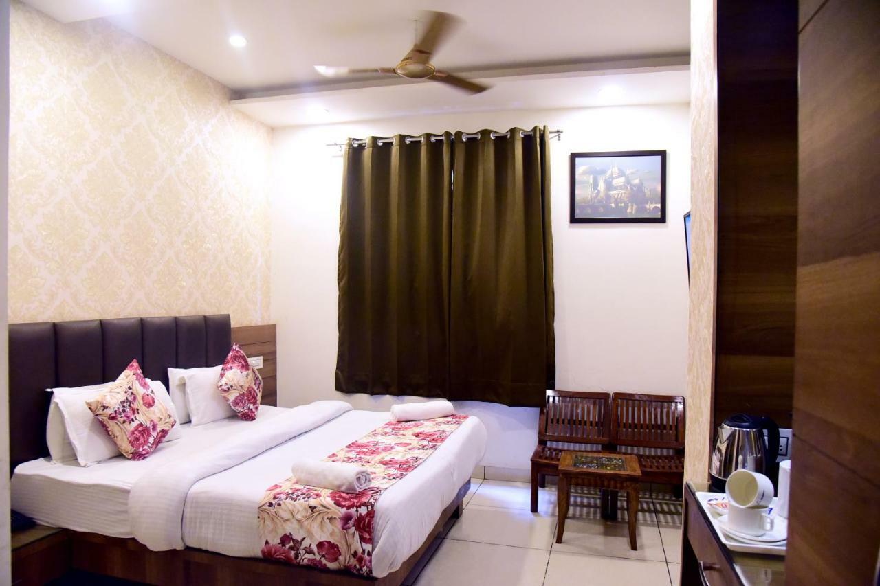 Hotel Ds Inn Amritsar Buitenkant foto