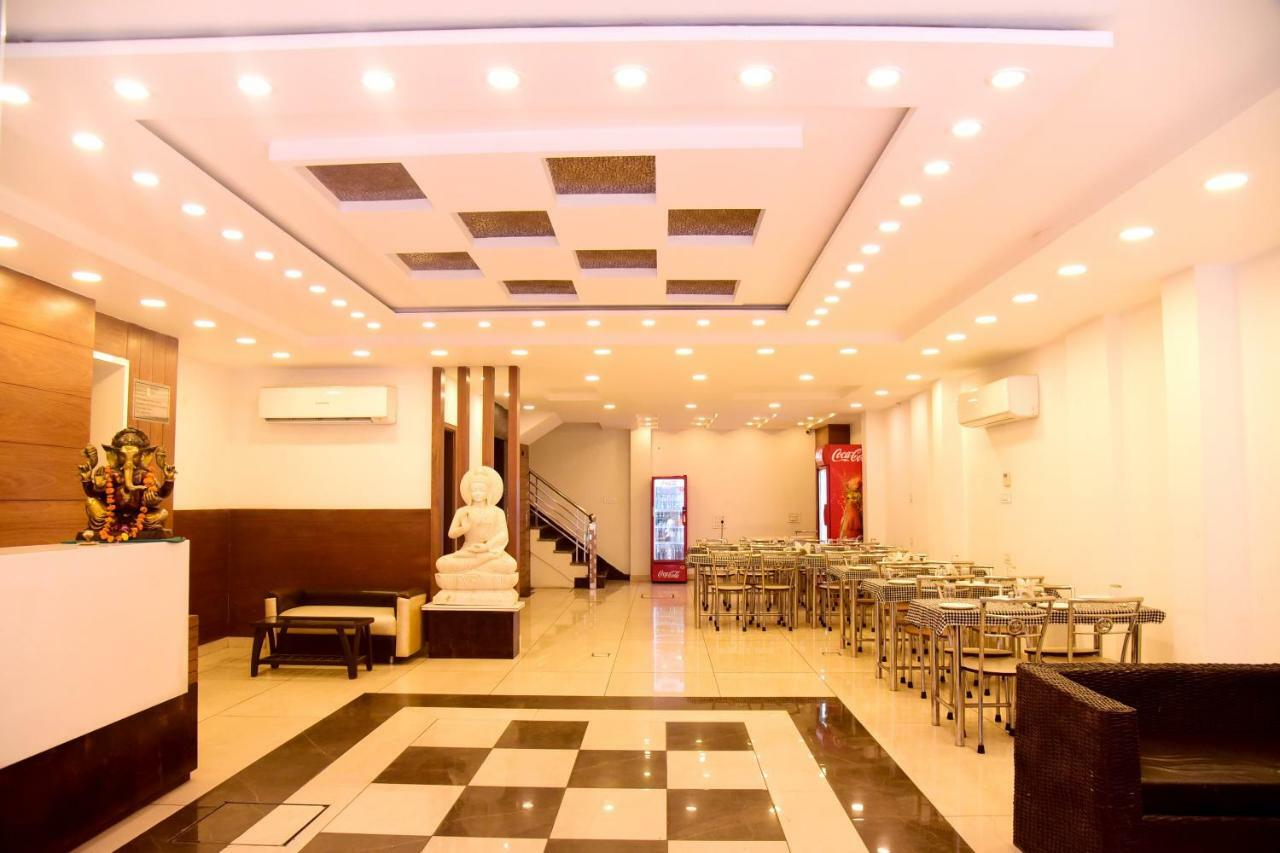 Hotel Ds Inn Amritsar Buitenkant foto