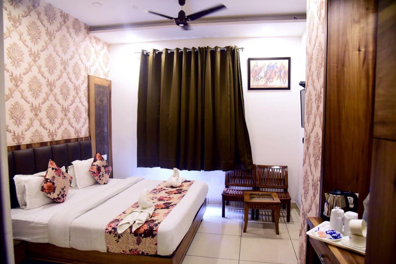 Hotel Ds Inn Amritsar Buitenkant foto