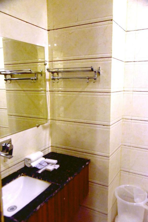 Hotel Ds Inn Amritsar Buitenkant foto